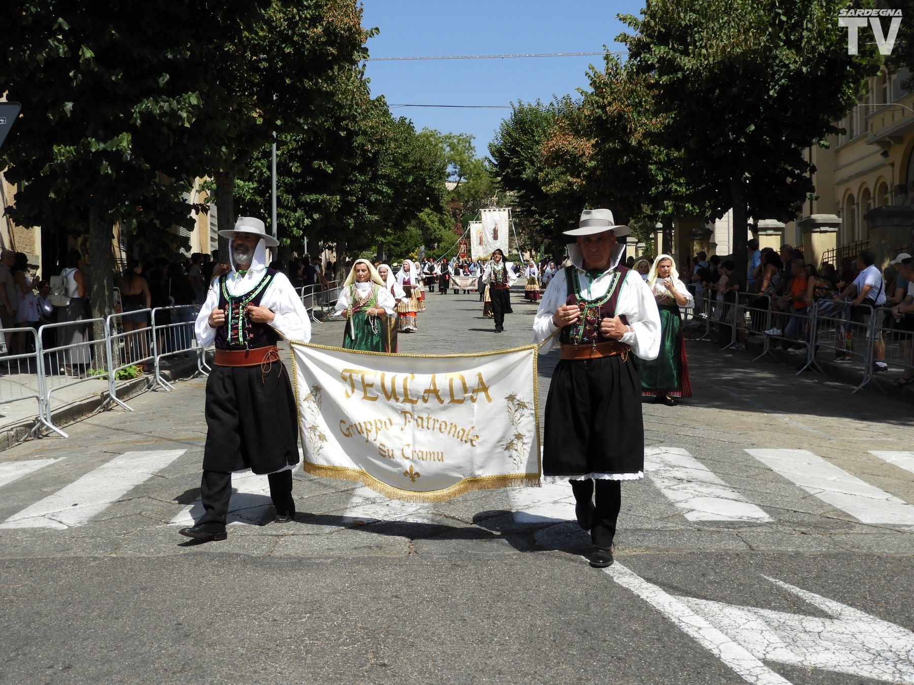 Redeemer parade, photograph 125
